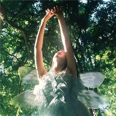 中央舞台:踮起脚尖